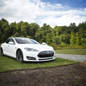 car, electric, tesla-1209912.jpg